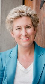 Mag. Christina Schlosser Mag. Christina Schlosser
