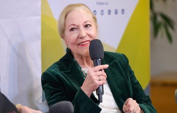 Dr. Ferrero-Waldner über ihre Erfahrungen als Frau in der Politik