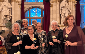 EUWA beim „Kleinen Neubauer Opernball“