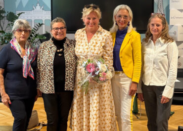 Christina Schlosser zur EUWA-Präsidentin wiedergewählt