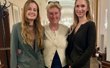 Zwei neue junge Frauen in den Reihen der EUWA